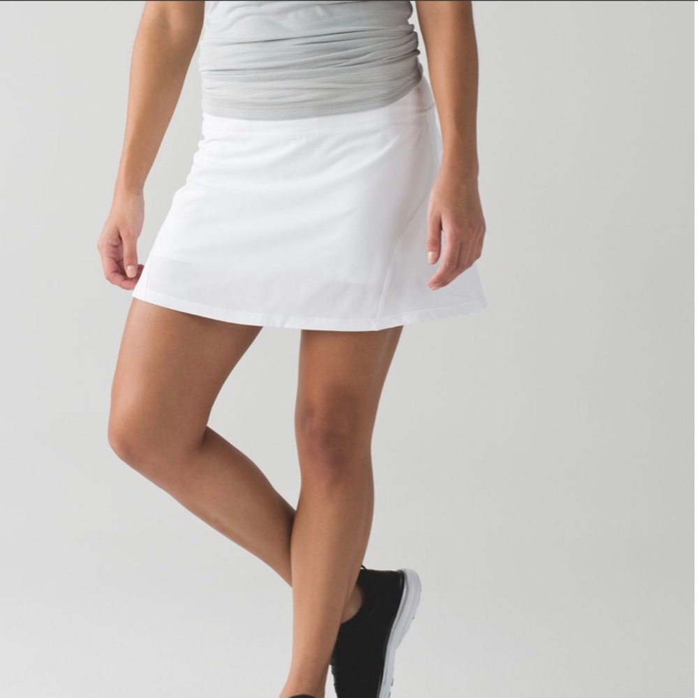 Lululemon Circuit Breaker Skirt Tall
